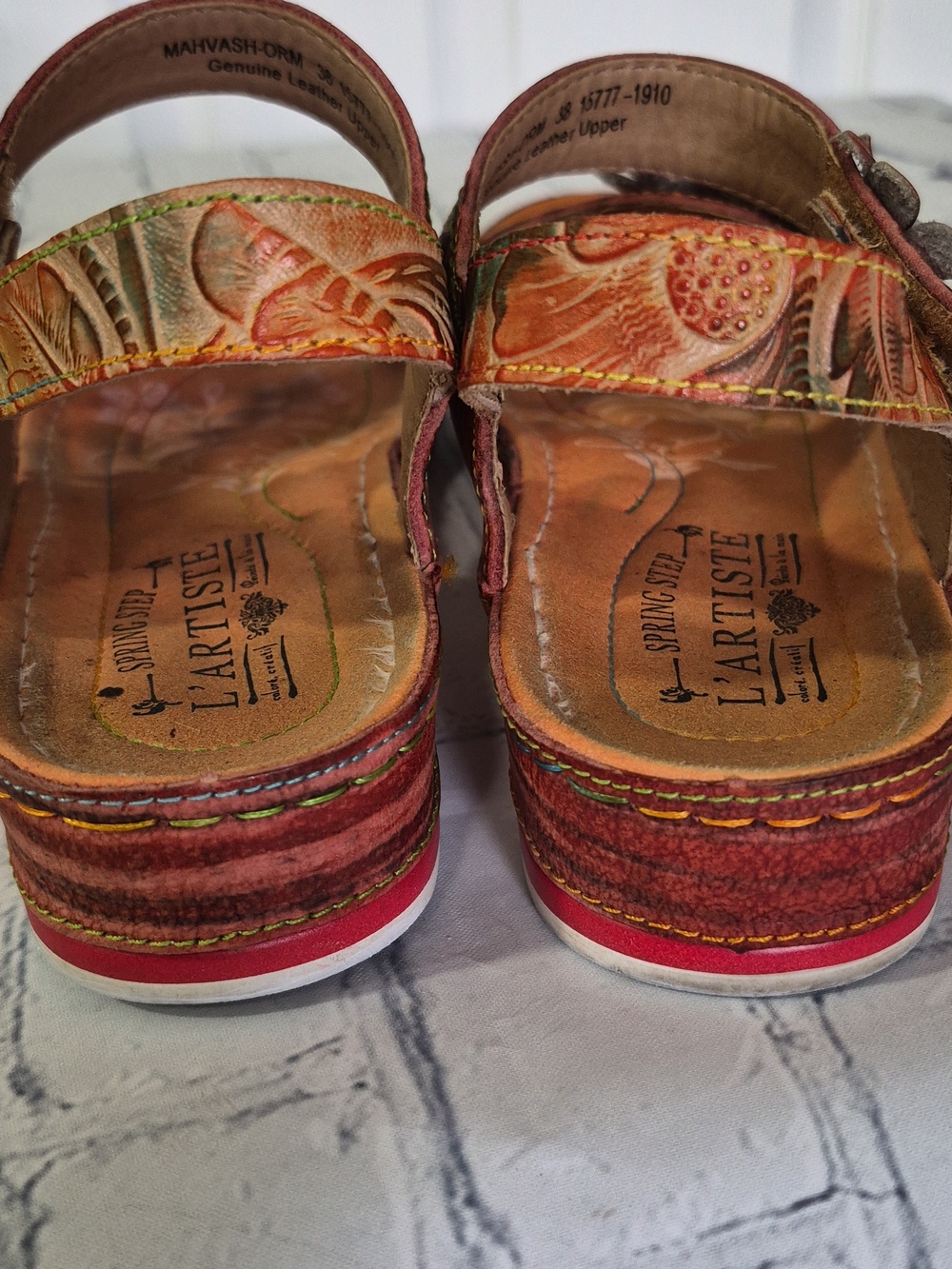 L'ARTISTE Orange Floral Leather Velcro Strap Lightweight Sandals (7.5-8) - Picture 8 of 9